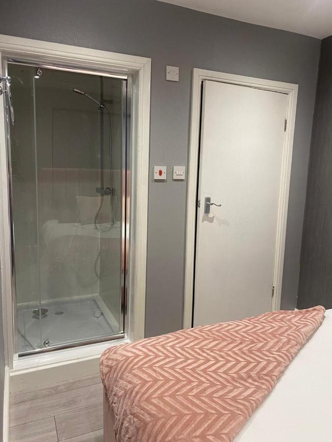 Ali'S Holiday Apartments F1 Блекпул Екстериор снимка