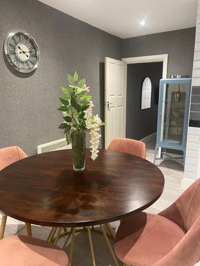 Ali'S Holiday Apartments F1 Блекпул Екстериор снимка