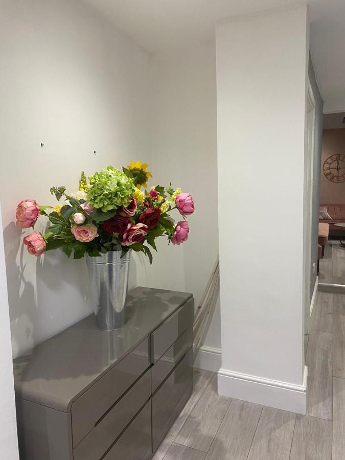 Ali'S Holiday Apartments F1 Блекпул Екстериор снимка