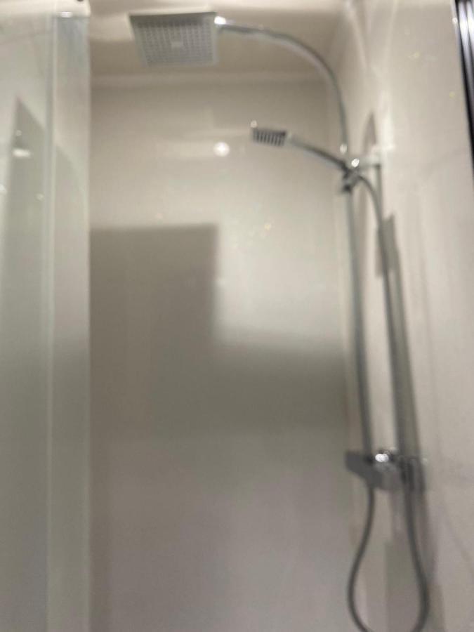 Ali'S Holiday Apartments F1 Блекпул Екстериор снимка