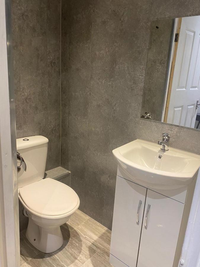 Ali'S Holiday Apartments F1 Блекпул Екстериор снимка